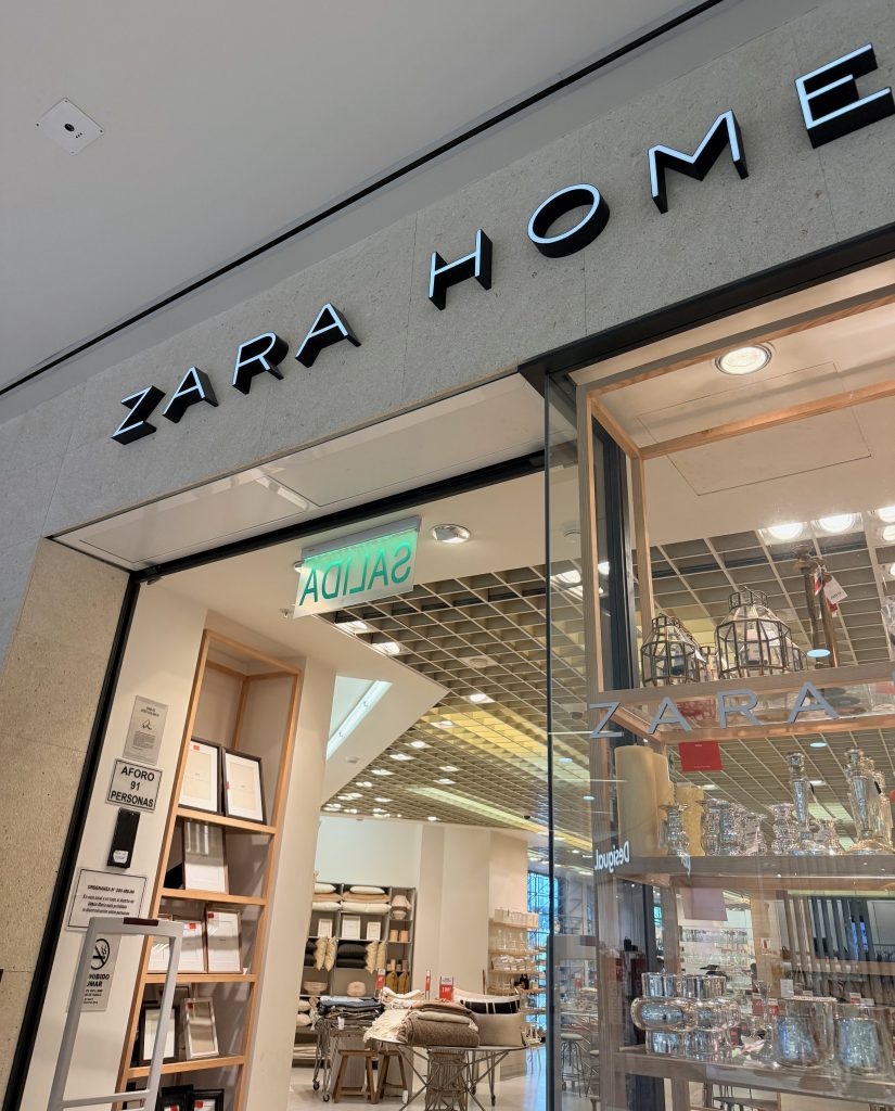 découvrez notre guide complet des boutiques et restaurants du jockey mall à lima, pour une expérience shopping et gourmande inoubliable.