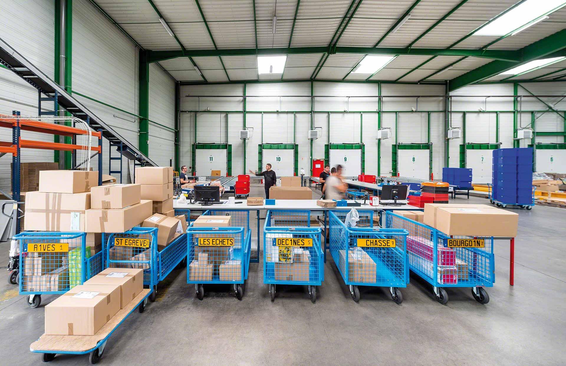 découvrez comment optimiser la gestion logistique avec hub pro transport pour améliorer l'efficacité et la performance de vos opérations de transport.