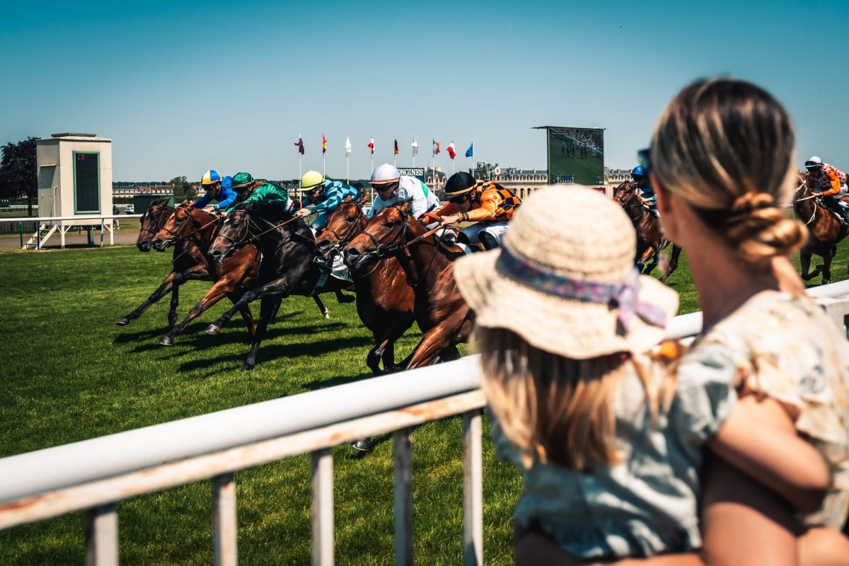 découvrez les favoris et analyses du qatar prix du jockey club, une course prestigieuse de l'hippisme français. suivez les pronostics et les insights pour parier en toute confiance.