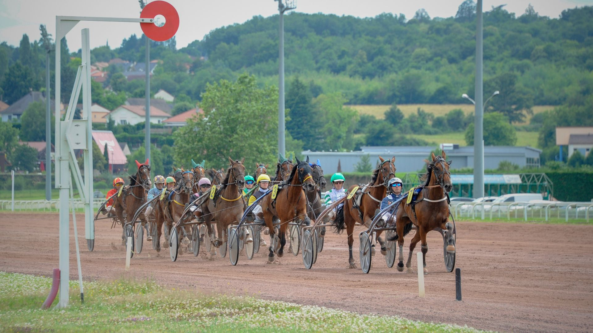 découvrez le classement des meilleurs jockeys de courses plates en 2025, avec les performances et statistiques actualisées pour suivre leurs succès tout au long de la saison.